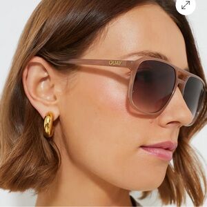 Quay on the fly sunglasses